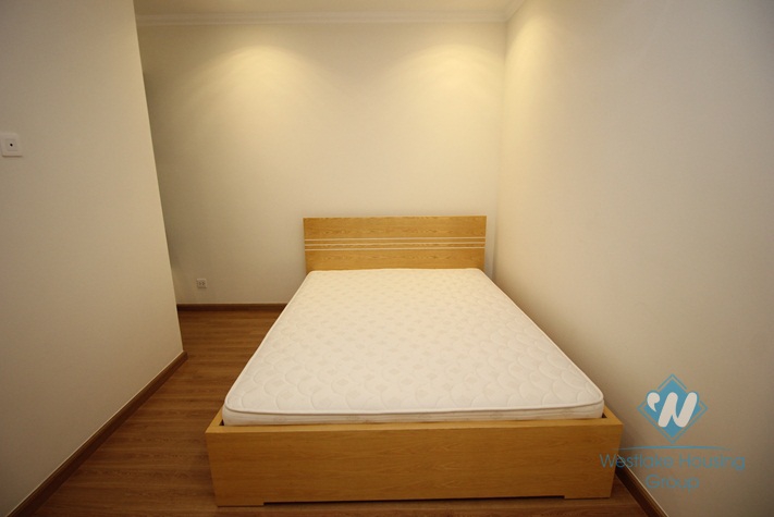 Modern apartment for rent in Vinhome Nguyen Chi Thanh - Dong Da district